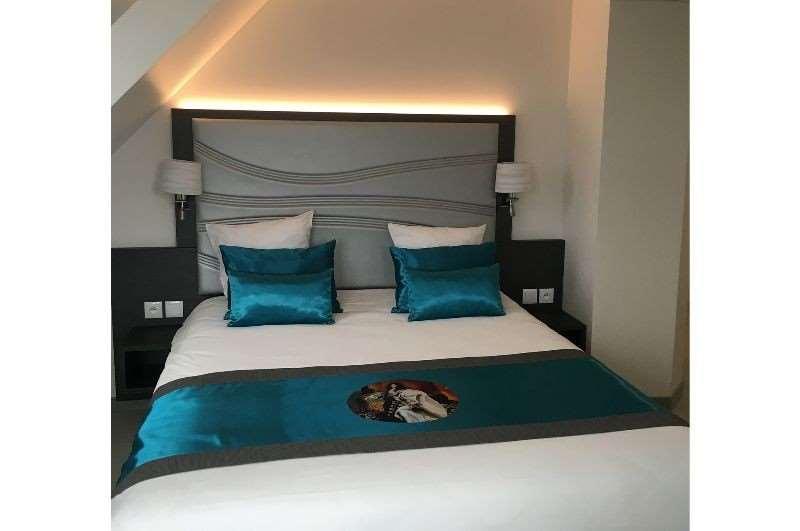 Hotel Versailles Chantiers Oda fotoğraf