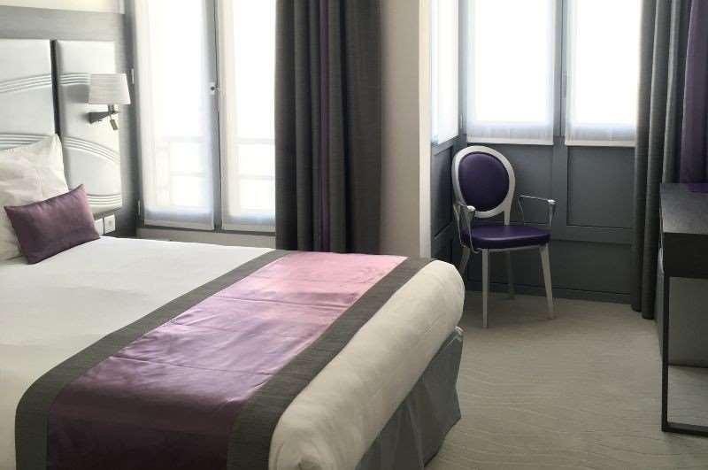 Hotel Versailles Chantiers Oda fotoğraf